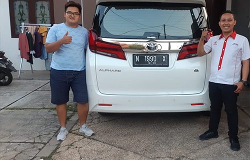 Kredit Toyota Alphard Murah di Malang